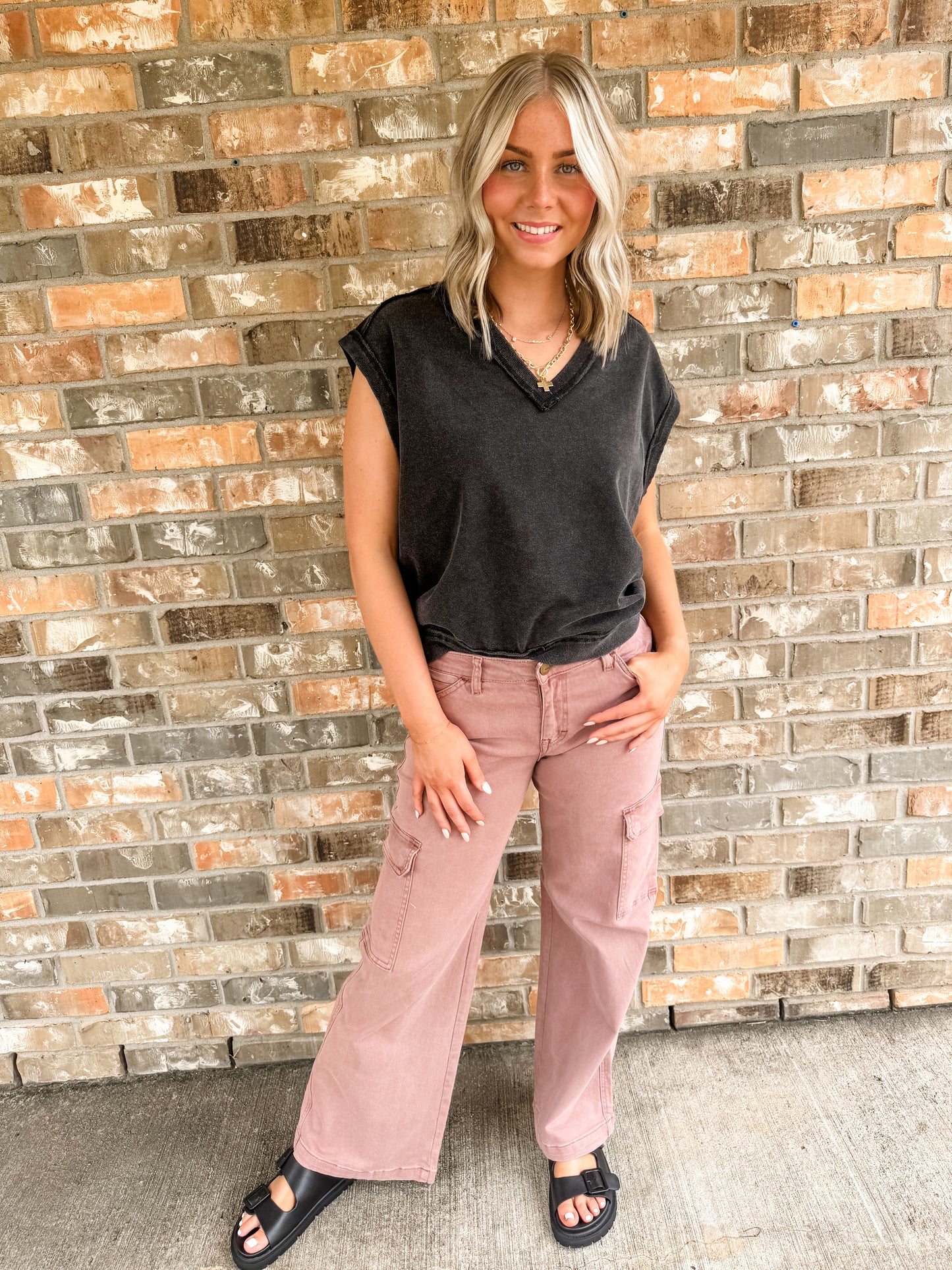 Betty Black Sleeveless Top