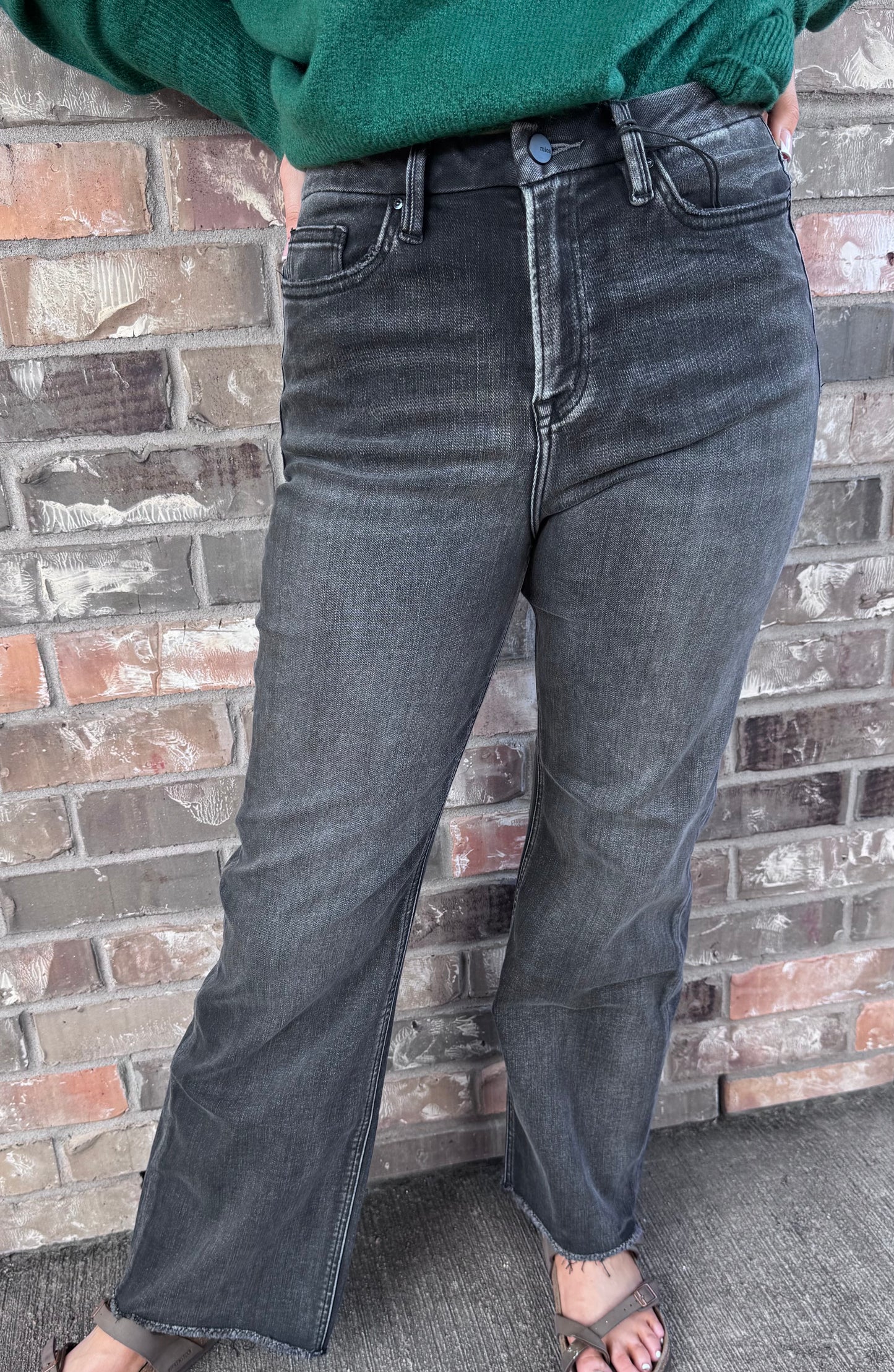 Mica Hunter Black Stretch Super High Rise