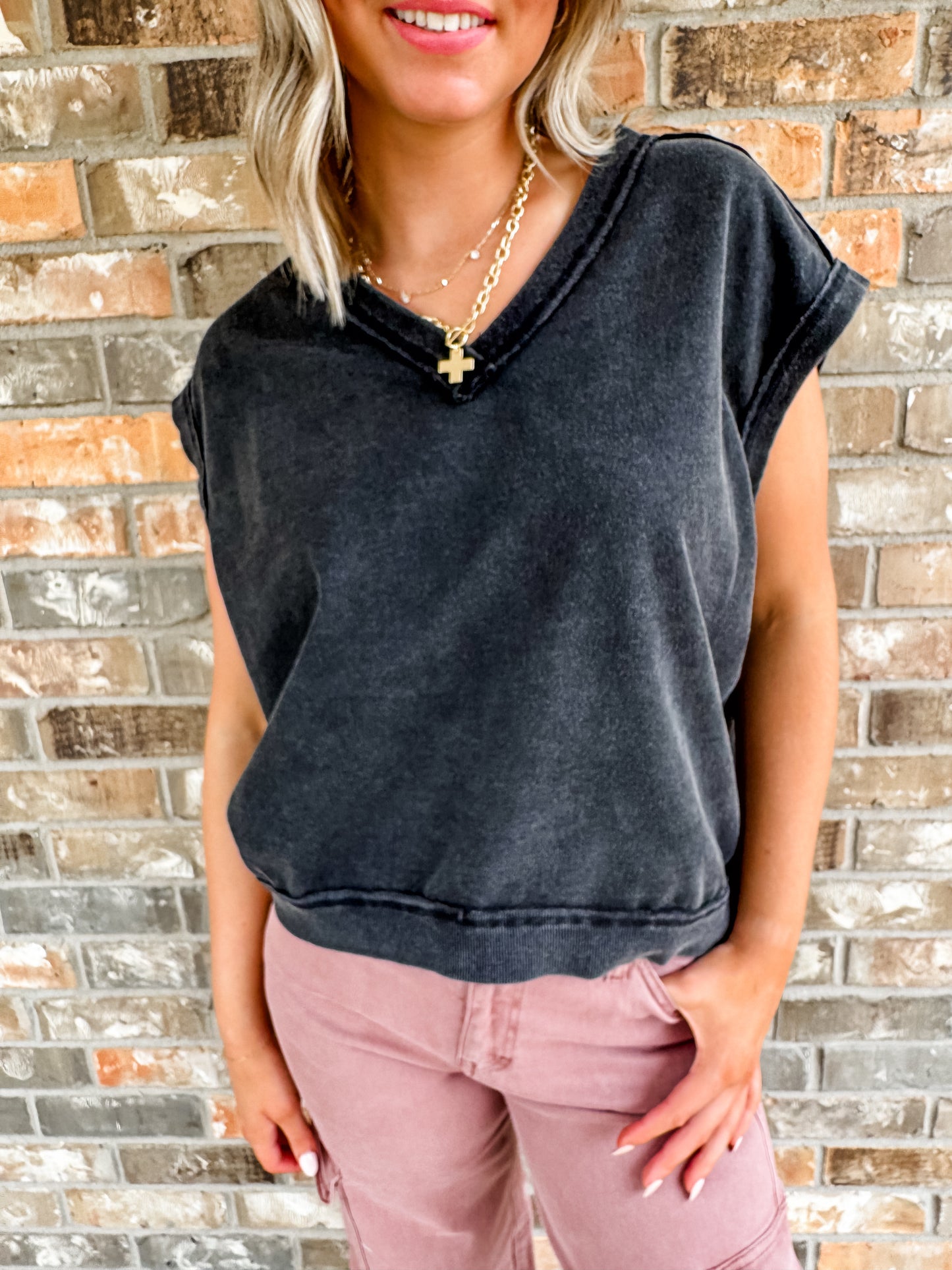 Betty Black Sleeveless Top