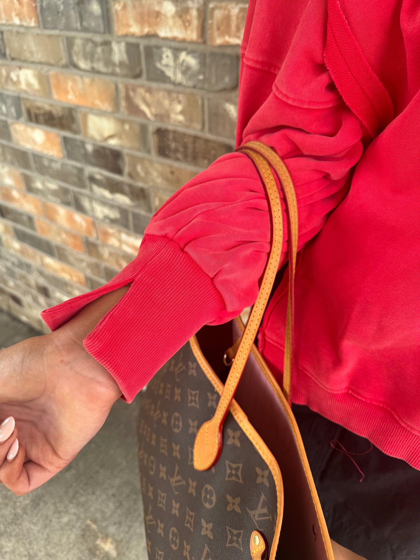 Randi Red Pull Over