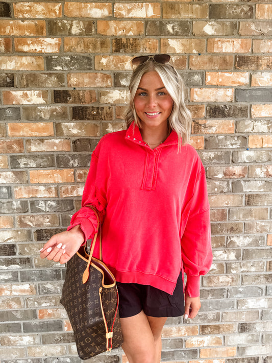 Randi Red Pull Over